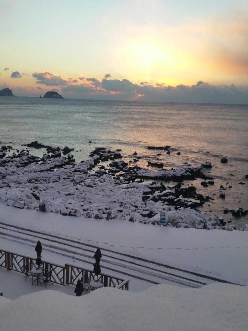Tov Pension 西归浦市 外观 照片
